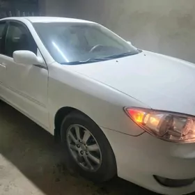 Toyota Camry 2005