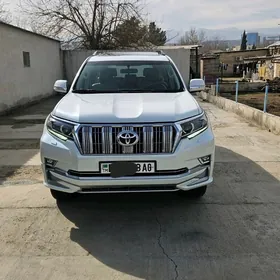 Toyota Land Cruiser Prado 2018