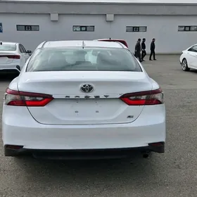Toyota Camry 2022