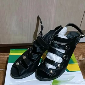 женские босоножки