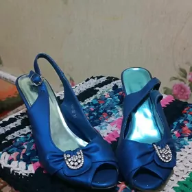 женские босоножки