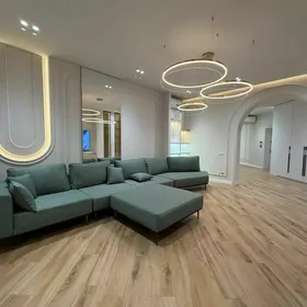 МИР 8 4 КОМНАТЫ ЛЮКС