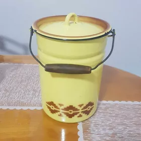 эмалированный бидон