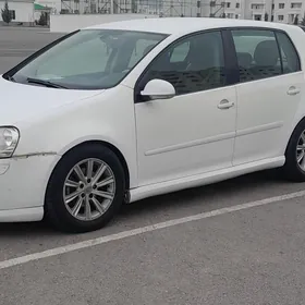 Volkswagen Golf 2005