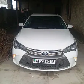 Toyota Camry 2016