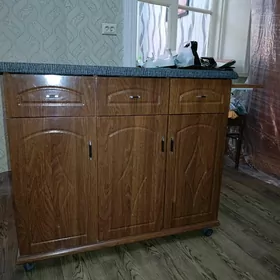 Гладильный шкаф