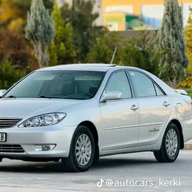 Toyota Camry 2004