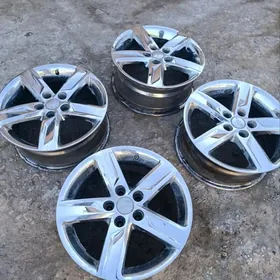 17lik Hrom Palta kamry diskasi