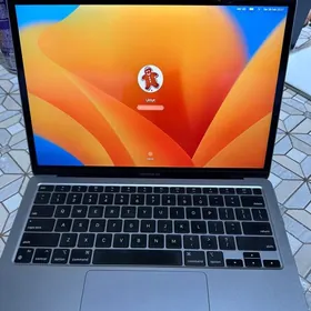 MacBook M1 Air 13-inch