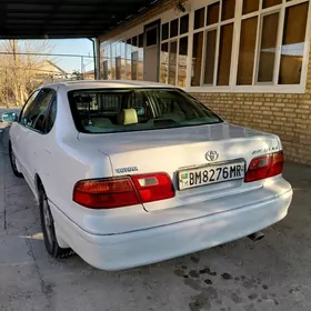 Toyota Avalon 1999