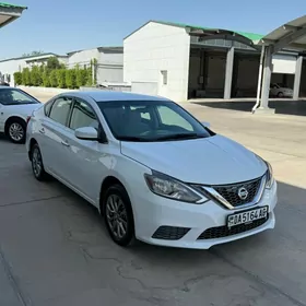 Nissan Sentra 2018