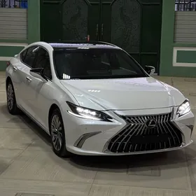 Lexus ES 350 2022