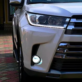 Toyota Highlander 2019