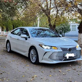 Toyota Avalon 2022