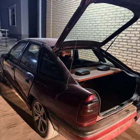 Opel Vectra 1990