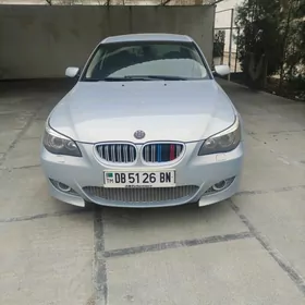 BMW E60 2004