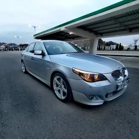 BMW E60 2004
