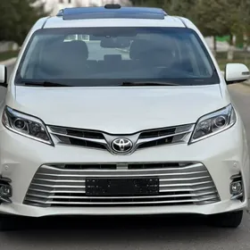 Toyota Sienna 2017