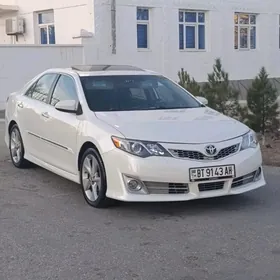 Toyota Camry 2012