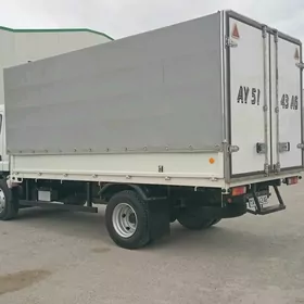 Mitsubishi Canter 2023