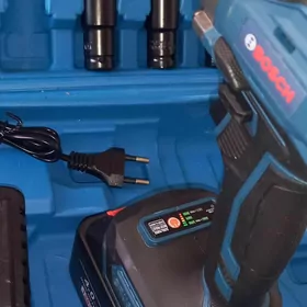 Boltowýor BOSCH. Makita nabor.