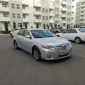 Toyota Camry 2010