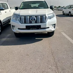 Toyota Land Cruiser Prado 2023