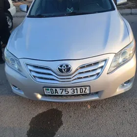 Toyota Camry 2010