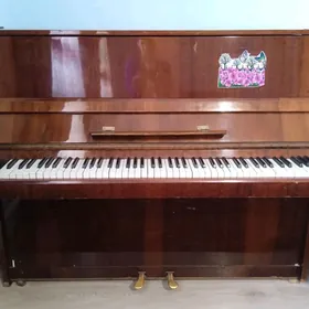 Pianino