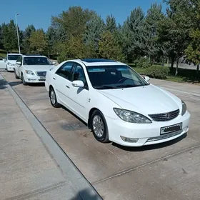 Toyota Camry 2005