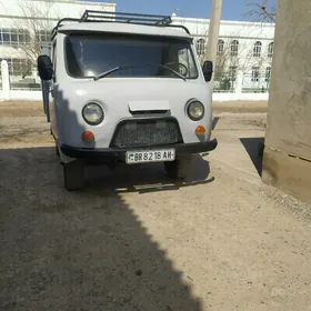 UAZ Profi 1992