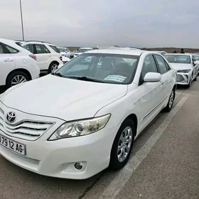 Toyota Camry 2011