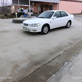 Toyota Camry 1999
