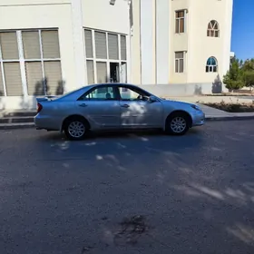 Toyota Camry 2003