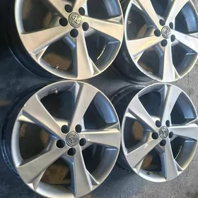 17lik exlusive carolla diska