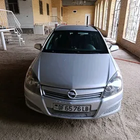 Opel Astra 2009