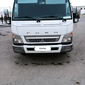Mitsubishi Canter 2025