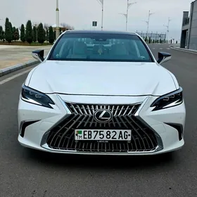 Lexus ES 350 2023