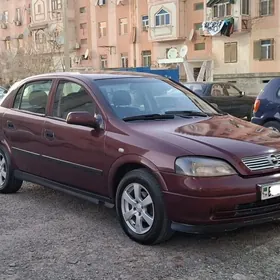 Opel Astra 2000
