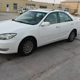Toyota Camry 2005