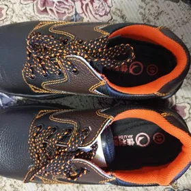 ботинка новый