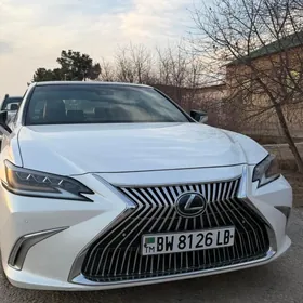 Lexus ES 350 2019