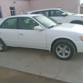Toyota Camry 1999