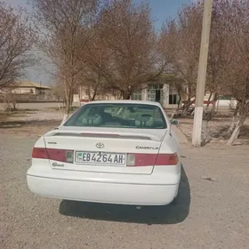 Toyota Camry 1998