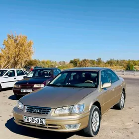 Toyota Camry 2001