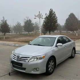Toyota Camry 2010