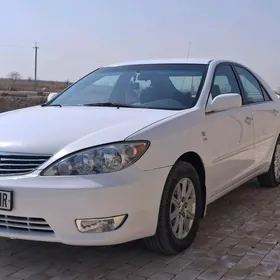 Toyota Camry 2004