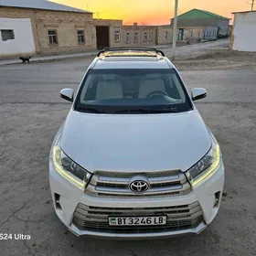 Toyota Highlander 2017