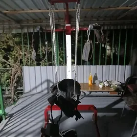 Ходунки инвалидов