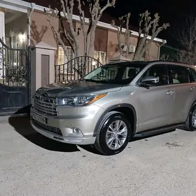 Toyota Highlander 2016